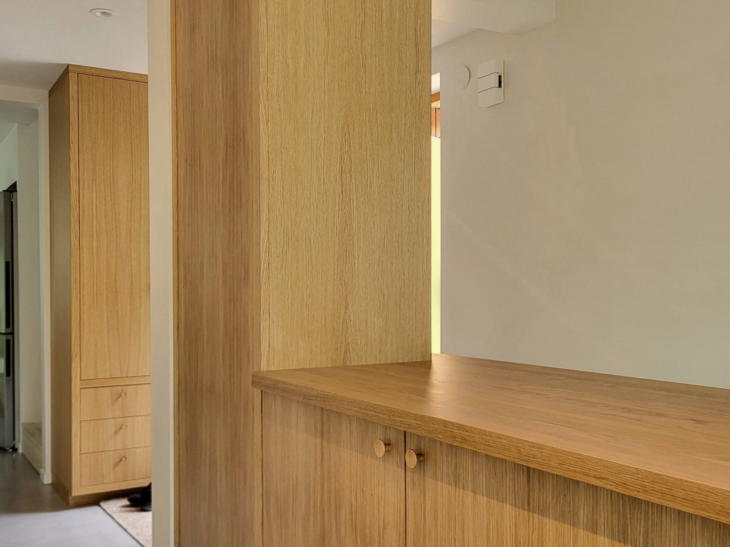 garderob i trä kummelnäs hall